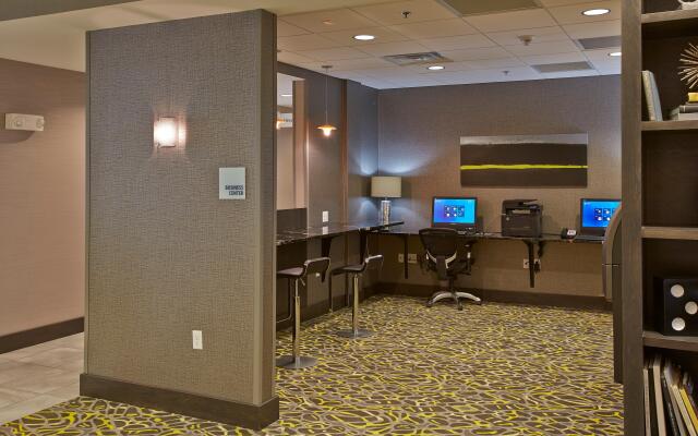 Holiday Inn Express & Suites Madison Central, an IHG Hotel