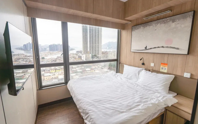 Mij (Kai Tak) Hotel