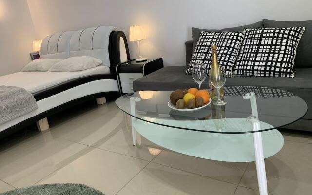 Spat Studio Apartment