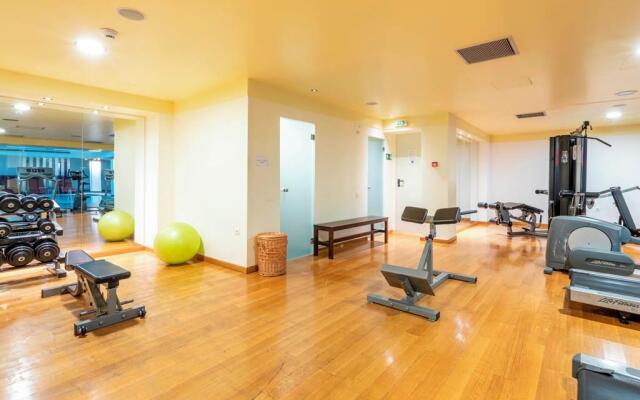 Louis Apostolata Resort and Spa