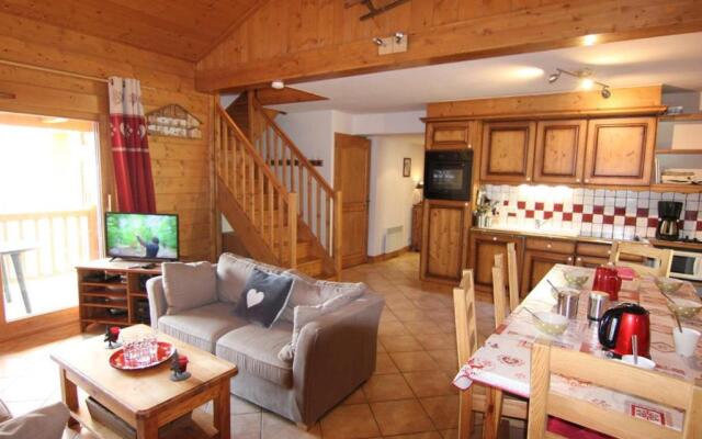 Appartement Villard-sur-Doron, 4 pièces, 8 personnes - FR-1-594-183