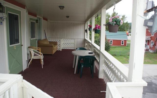 Northern Peaks Motor Inn
