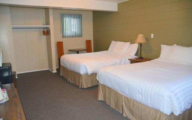 Ray Lyn Motel