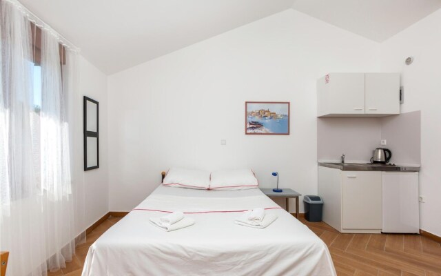 Nice Home in Sikici With Wifi and 2 Bedrooms