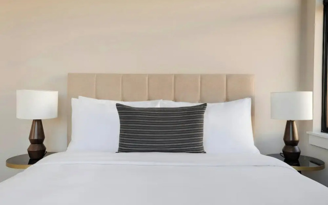 Sonder by Marriott Bonvoy The Edison Apartments Old City