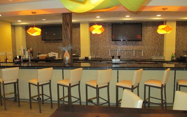 Holiday Inn Fort Myers - Downtown Area by IHG