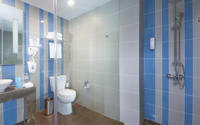 Holiday Inn Express Qingdao West Coast by IHG
