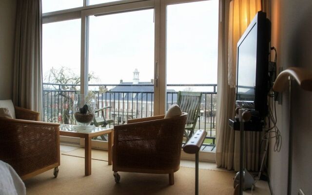 De Zon Hotel & Restaurant by Flow