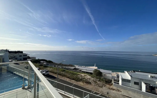 A-MO Sesimbra by Trip2Portugal