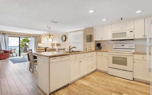 212 Beach Place Condos