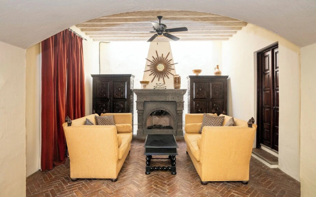 Centro 3BR Home Steps to La Parroquia