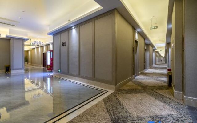 Zhangzhou Happiness Hotel (Gucheng Niuzhuang Branch)