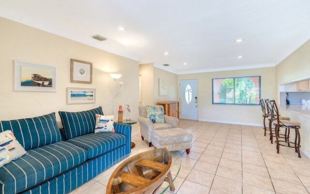 Seaside Sonata by Vtrips