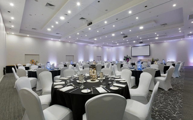 Sage Hotel Wollongong