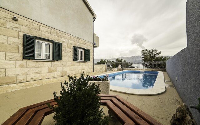 Apartments Bakula