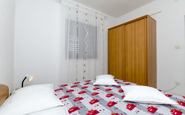 Apartments Mais Tisno