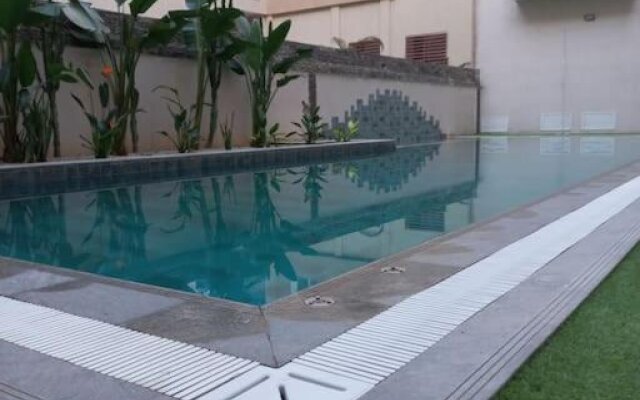 Magnifique appartement avec terrasse et piscine