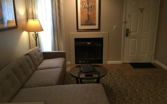 Chase Suite Hotel Newark-Fremont