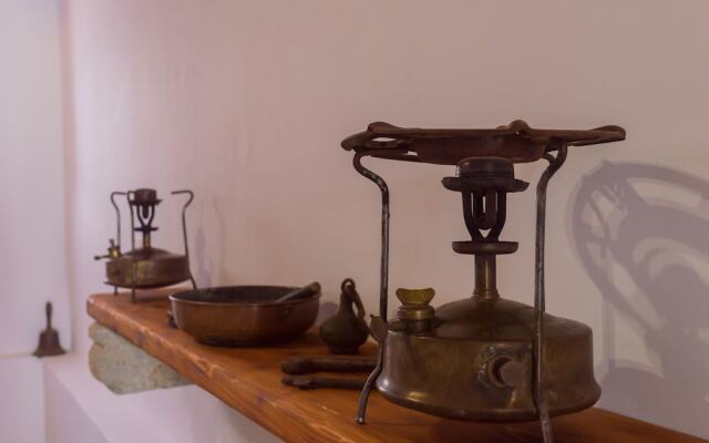 Manos house in Chora