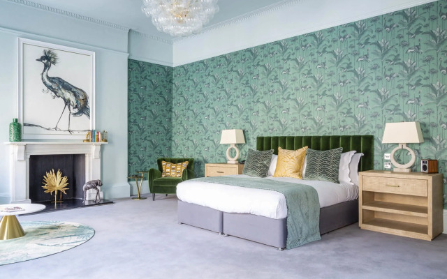 The Queensberry Hotel