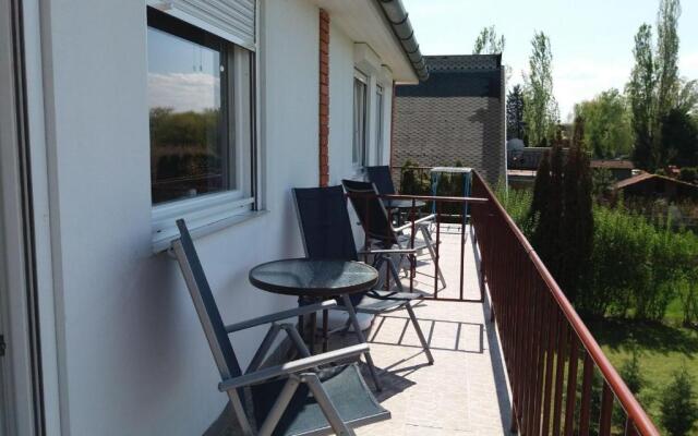 Vízparti apartmanok