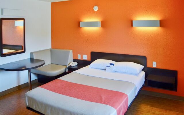 Motel 6