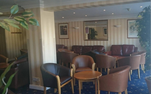 Queens Hotel