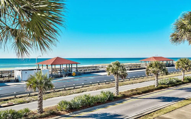 Sea Span by RedAwning