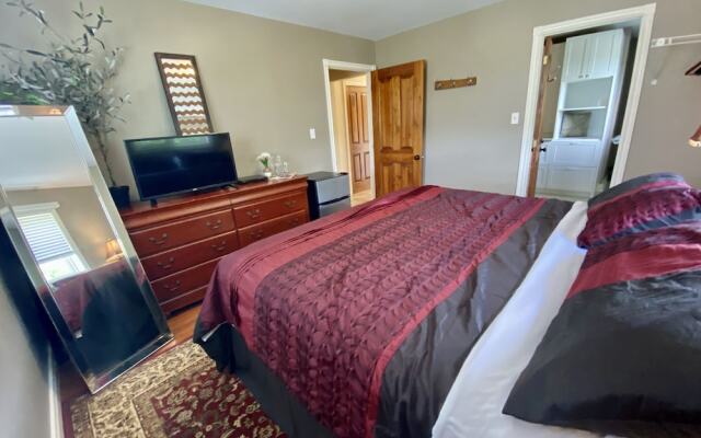 The Glen Huron Inn