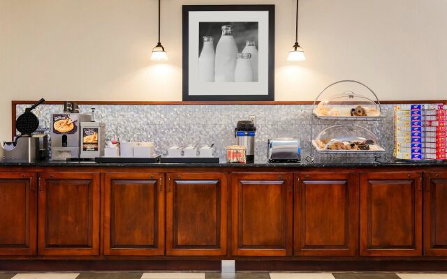 Red Lion Inn and Suites Hattiesburg