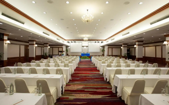 Centara Life Hotel Mae Sot