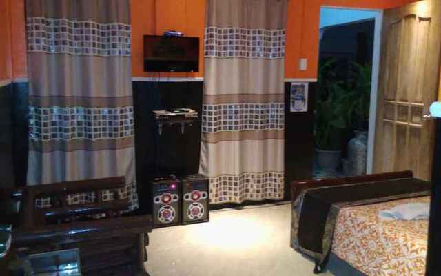 MDF Beach Resort NEAR PORT TO siquijor & fast craft to dumaguete NEAR 5 AMAZING WATERFALLS & WHALESHARKS
