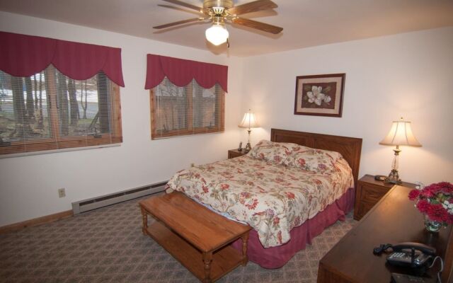 Northwoods A4 - Huckleberry Hideaway