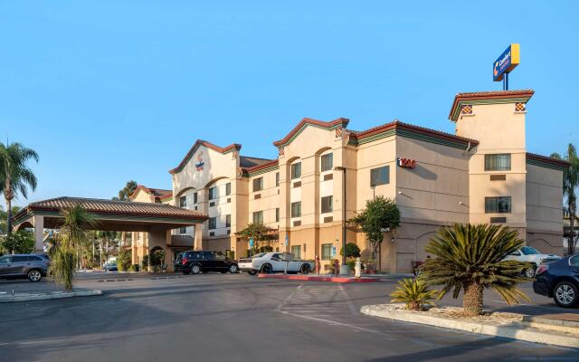 Comfort Suites Redlands