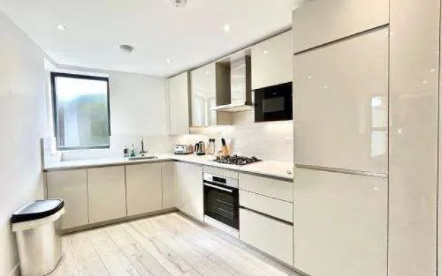 Queens Luxury Apartments
