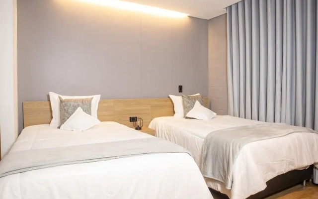 Cozy Stadio Escape Rosa Negra Stay