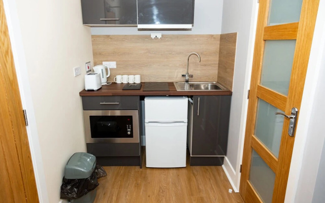 Alexander Apartments Studios