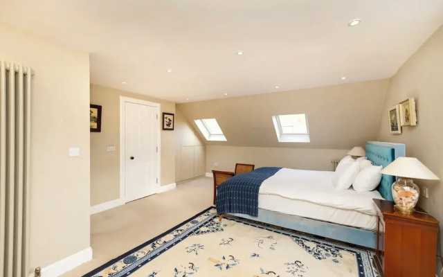 Luxury Family Flat in Edinburgh New Town