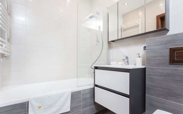 InPoint Tauron Arena Apartment