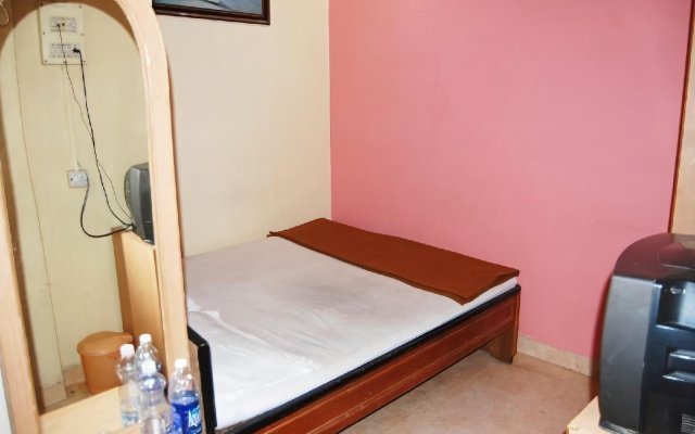 Eden Guest House & Dormitory - Hostel