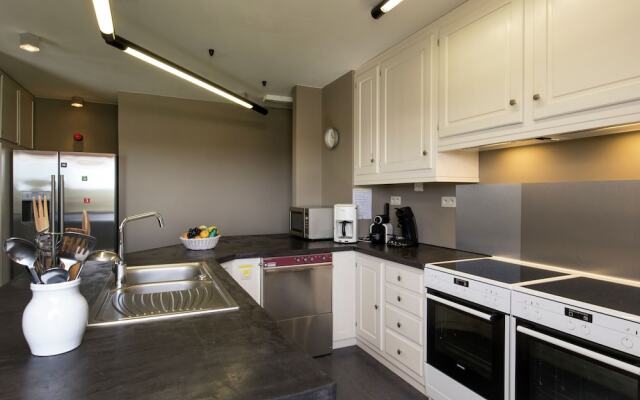 Splendid Holiday Home in Nadrin With Infrared Sauna & Heated Pool
