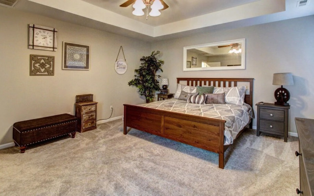 4 Bedroom, Cavonnier Lane