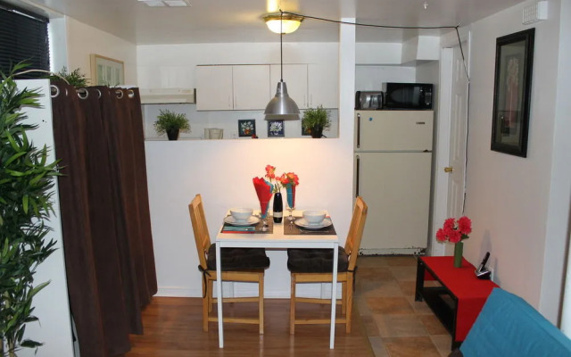 Adib Apartments - 224 Woodroffe Ave, Unit 4 (Basement)