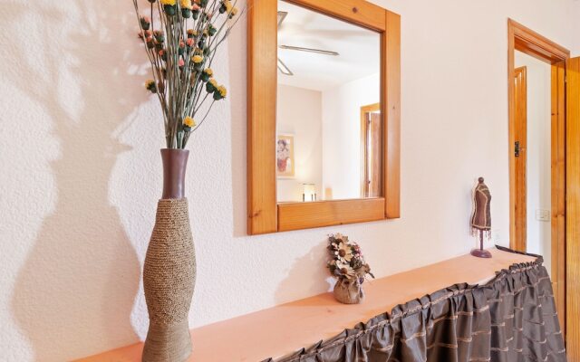 Lovely Apartment in Roquetas De Mar With Balcony