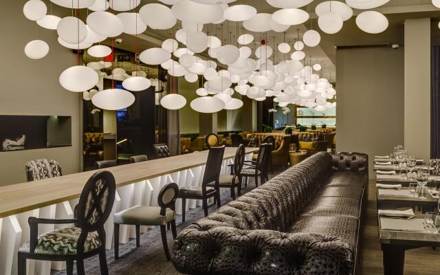 Protea Hotel Fire & Ice by Marriott Pretoria Menlyn