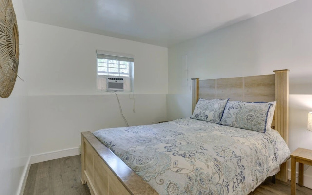 Hot Tub & Pool Access: Year-round Pocono Retreat!