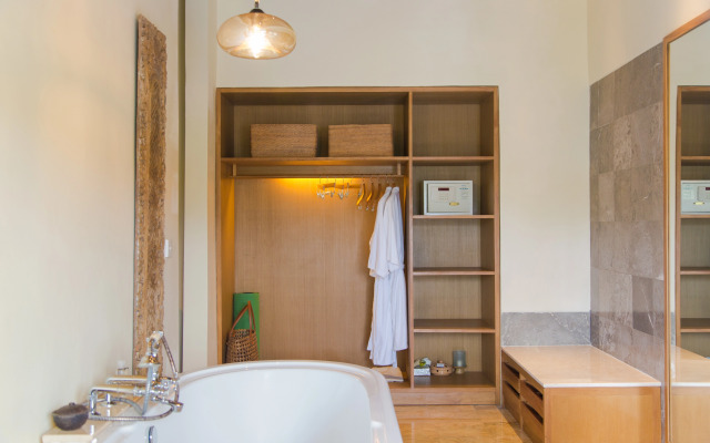 Komaneka at Monkey Forest