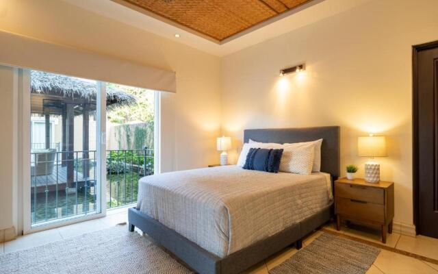 Bocaraca 2 - Luxury 2 BR Condo