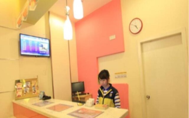 7Days Inn Zhangjiajie Huilong Road Pedestrian Street 2nd Branch