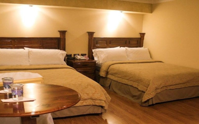 Hotel Ruinas Resort